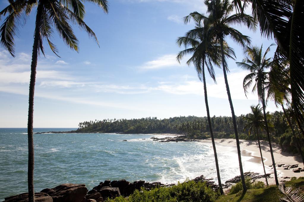 Palm Paradise Cabanas & Villas Beach Resort Tangalle Bagian luar foto